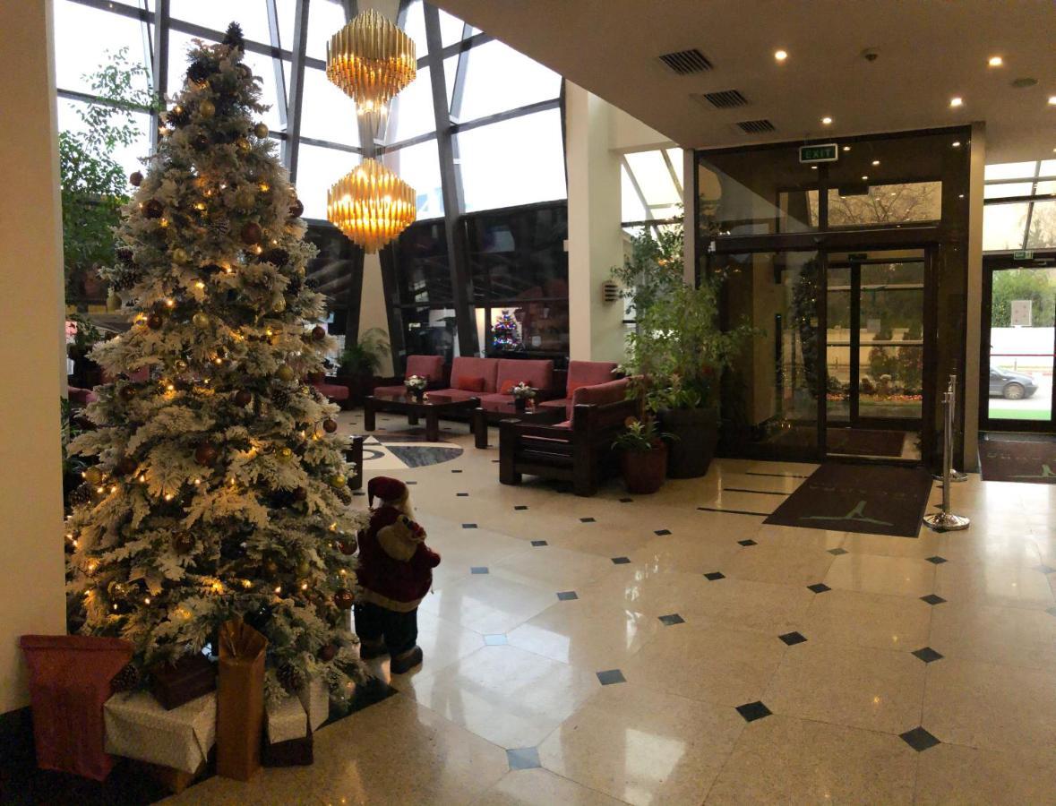 Hotel Tecadra Pipera Dış mekan fotoğraf