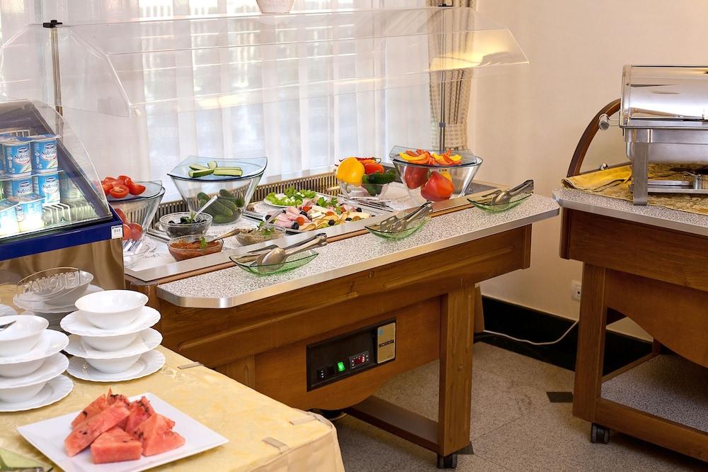 Hotel Tecadra Pipera Dış mekan fotoğraf