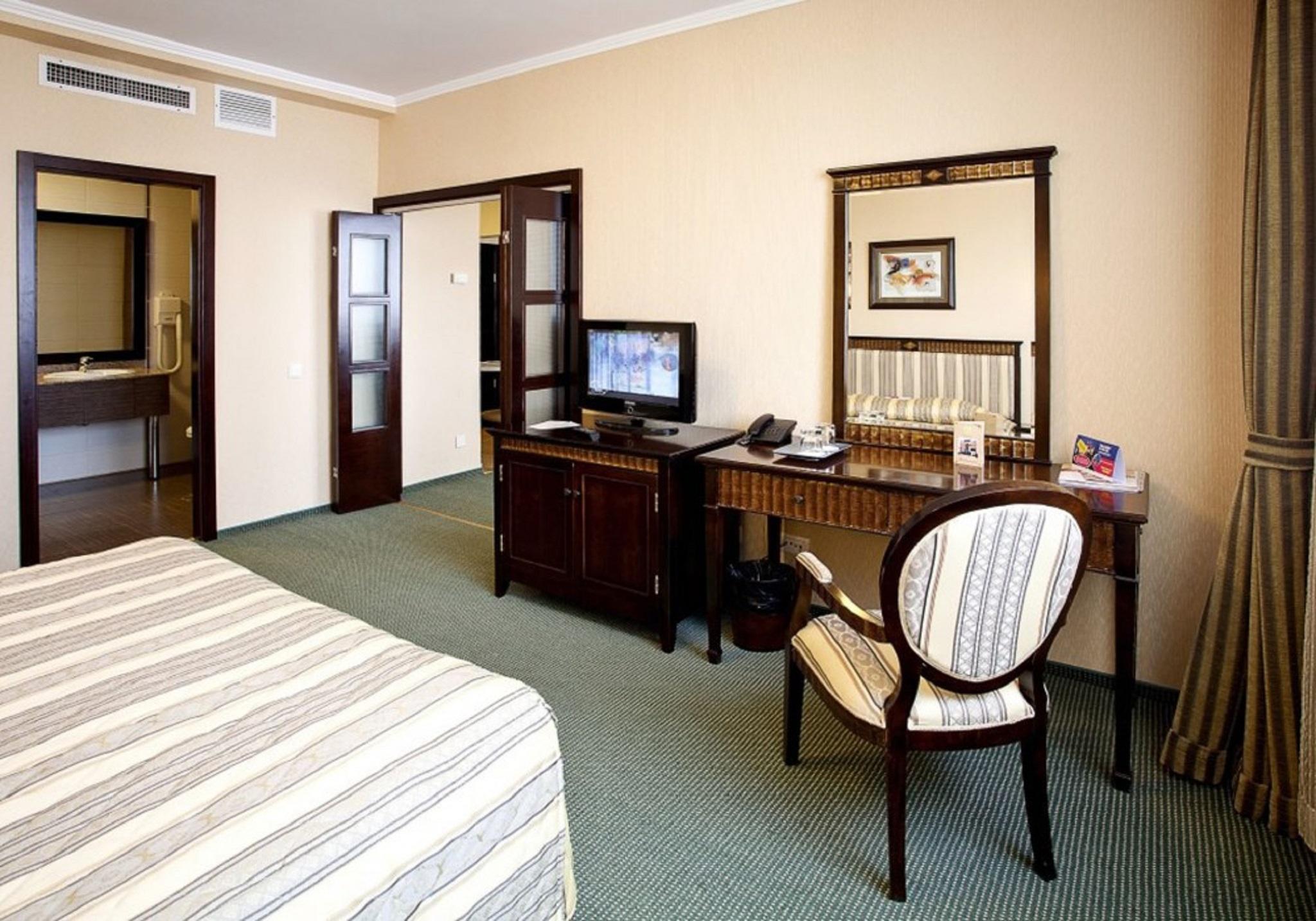 Hotel Tecadra Pipera Dış mekan fotoğraf