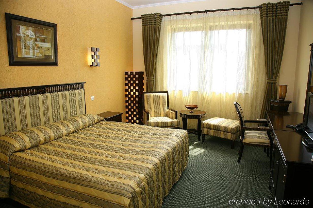 Hotel Tecadra Pipera Oda fotoğraf