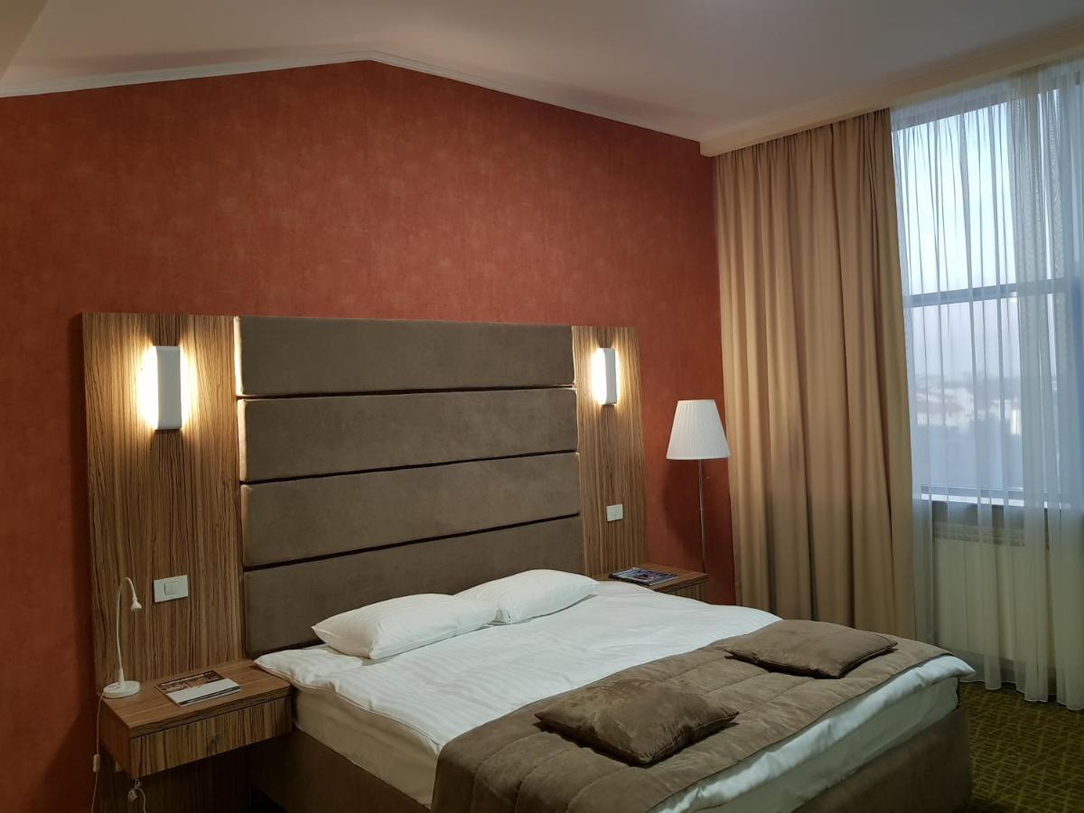 Hotel Tecadra Pipera Dış mekan fotoğraf